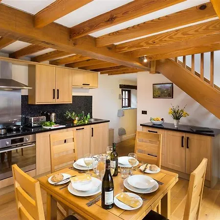 Ferienhaus Nest Barn *