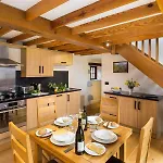 Сasa de vacaciones Nest Barn *
