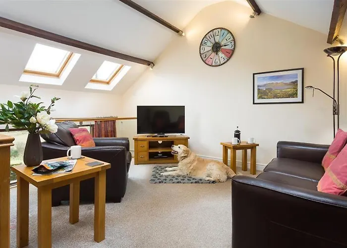 Nest Barn كيسويك