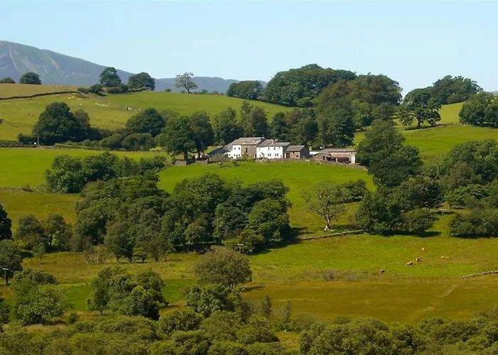 Nest Barn * كيسويك